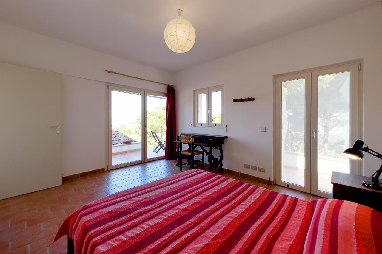 Villa Caterina Quiete E Mare-Goelba Sant'Andrea  Exterior photo